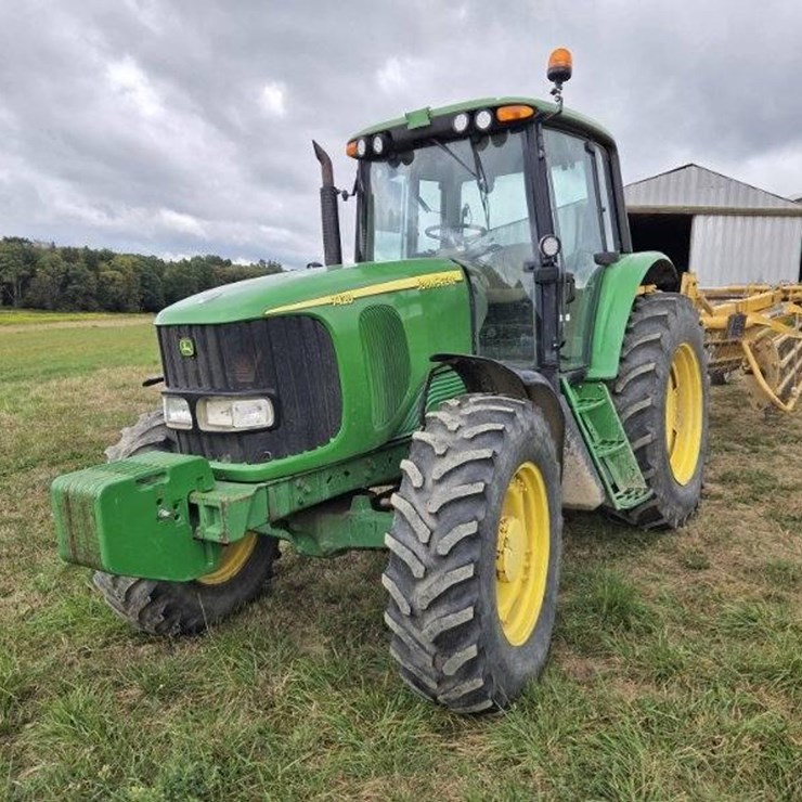 2005 JOHN DEERE 7420