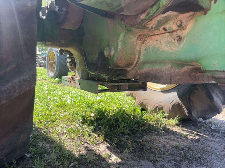john-deere-720-image-64