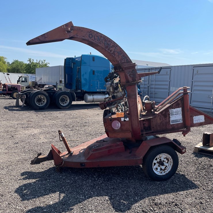 #2371 • Olathe Wood Chipper