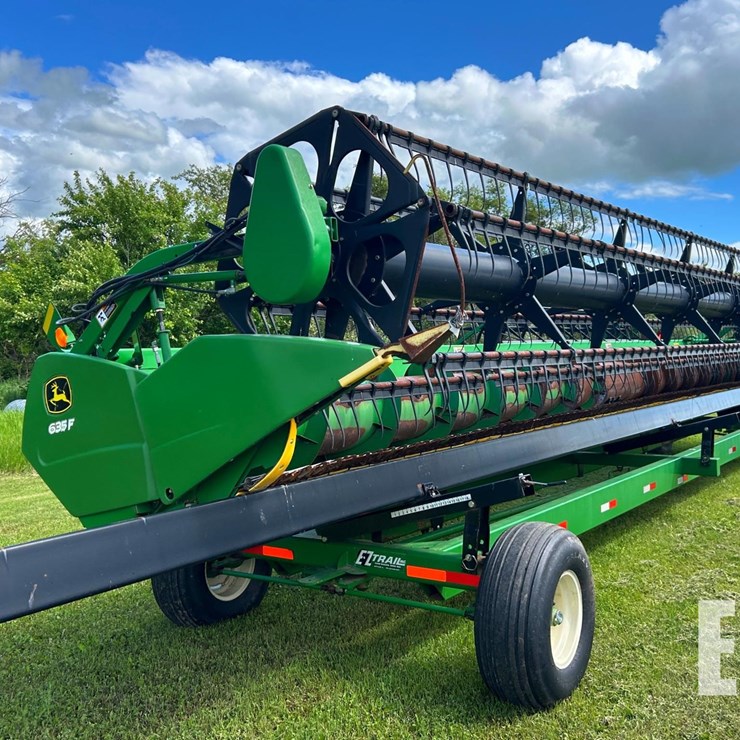 2009 JOHN DEERE 635F