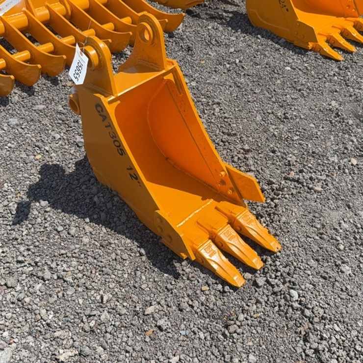 CATERPILLAR 305