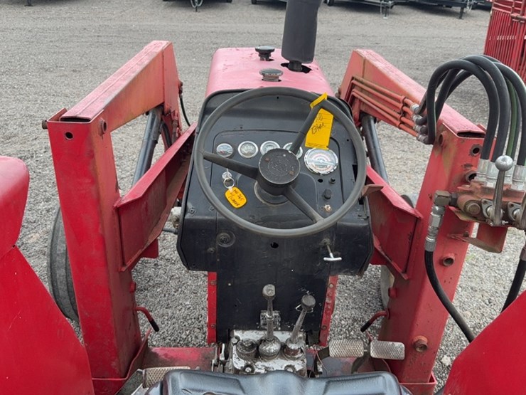 massey-ferguson-265-image-8