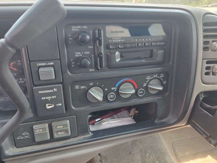 1999-chevrolet-1500-image-19