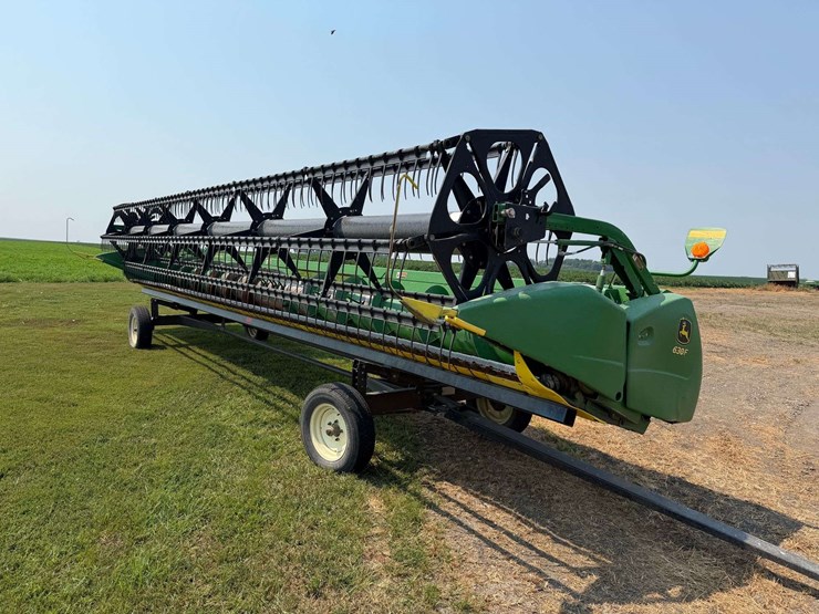 john-deere-630f-image-4