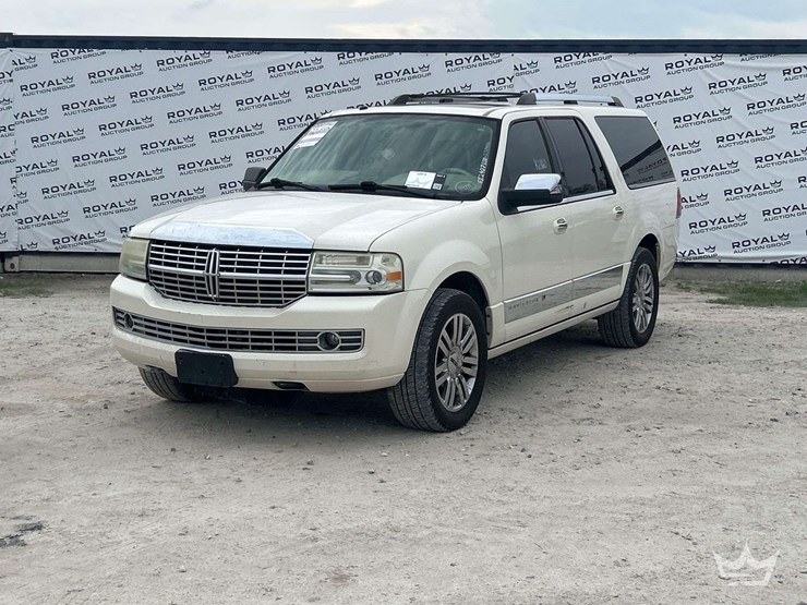 2007-lincoln-navigator-image-1