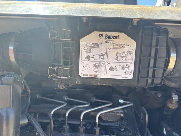 2019-bobcat-t595-image-47