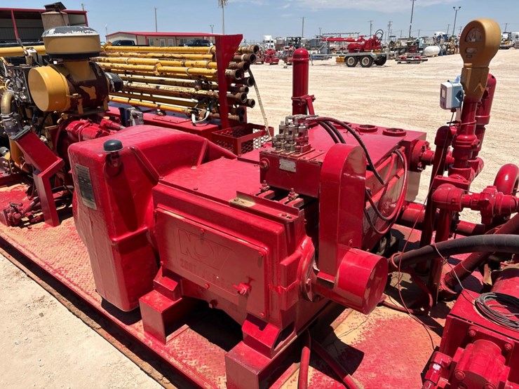 caterpillar-c9-image-9