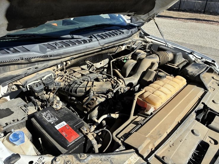 2016-ford-f150-image-10