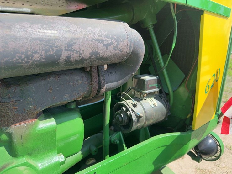 john-deere-620-image-31