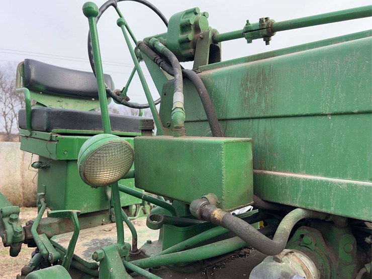 john-deere-70-image-33