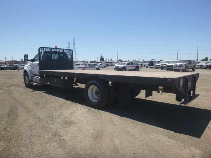 2017-ford-f650-image-4