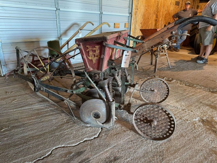 very-nice-original-van-brunt-model-v-grain-drill-image-4