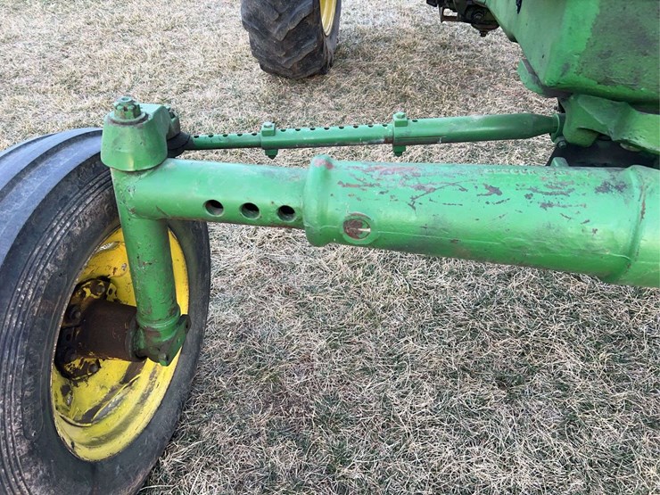 john-deere-720-image-19