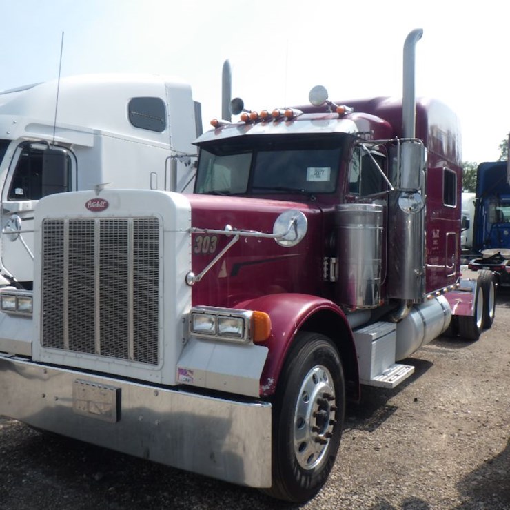 2003 PETERBILT 379