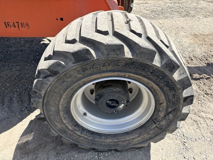 2016-jlg-450aj-image-18
