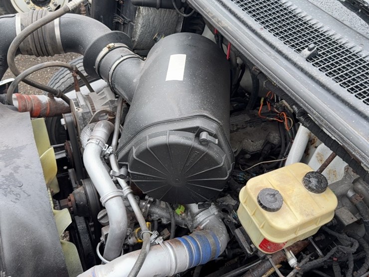 2007-ford-f750-image-23