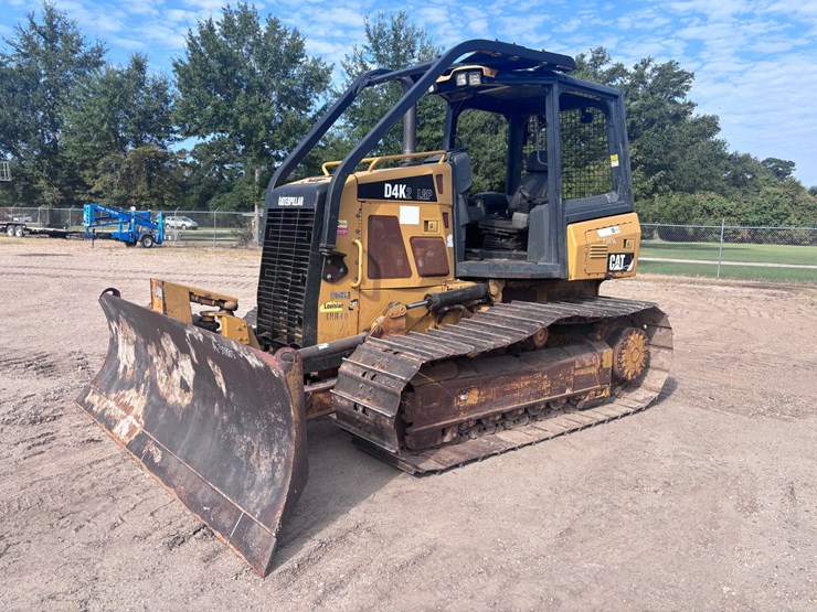 caterpillar-d4k2-lgp-image-1