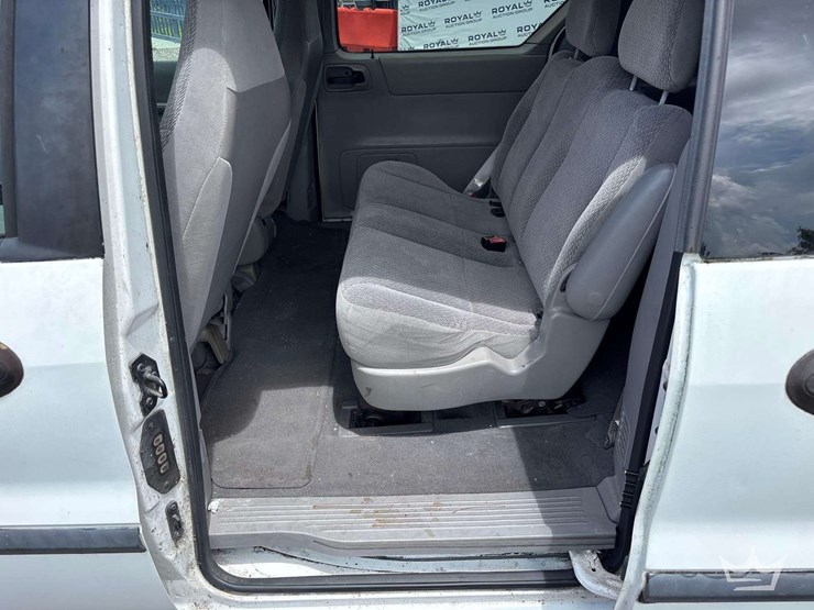 2003-ford-windstar-image-19