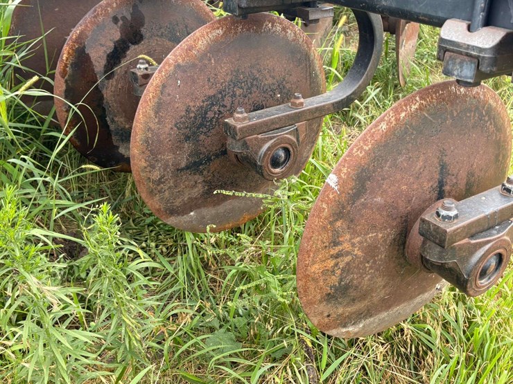 john-deere-2700-image-21