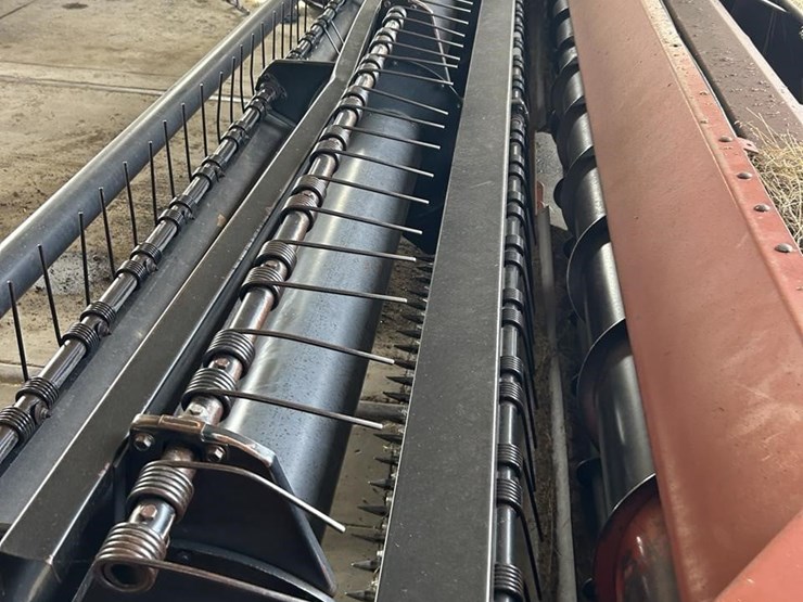 hesston-1170-image-22