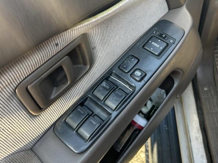 1997-toyota-4-runner-image-8