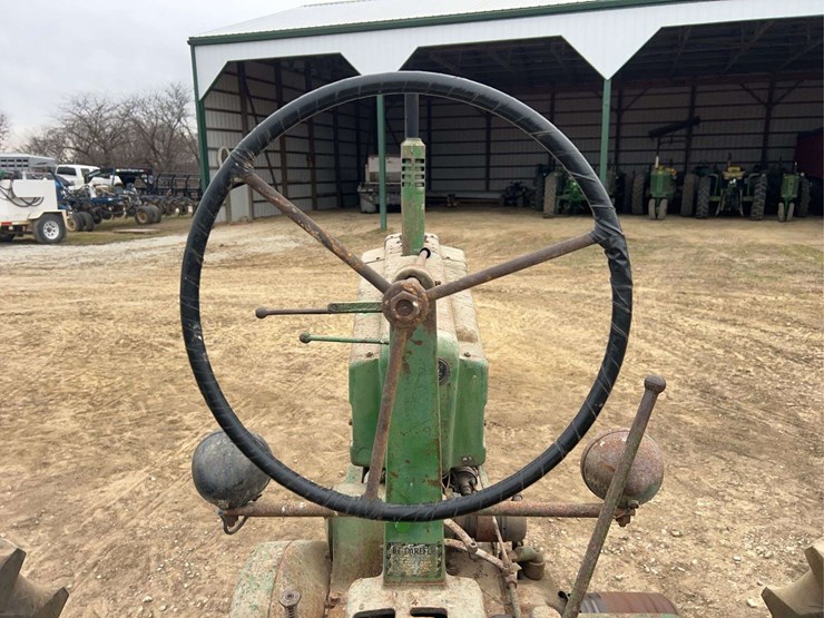 john-deere-model-b-image-36