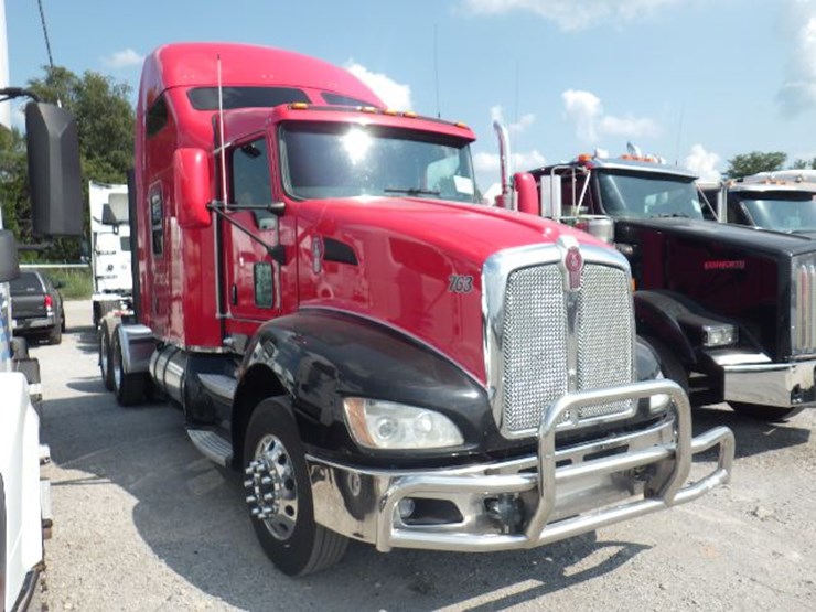 2015-kenworth-t660-image-3