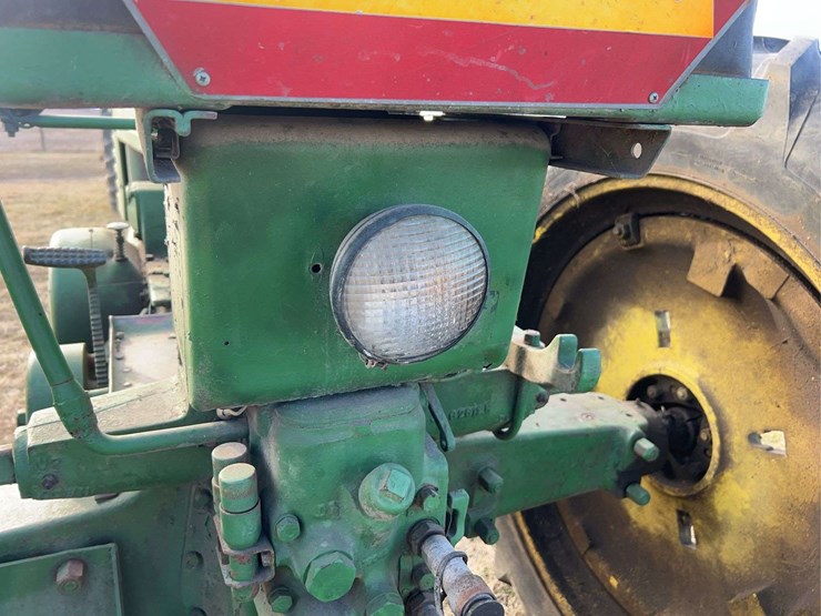 john-deere-model-b-image-33