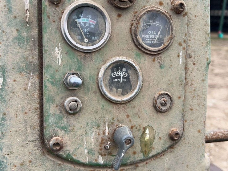 john-deere-70-image-52