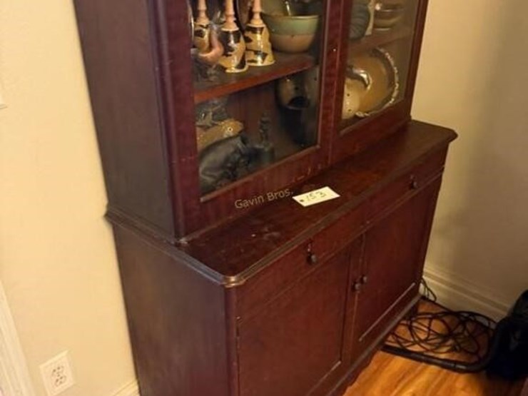 wood-glass-door-cabinet-image-4