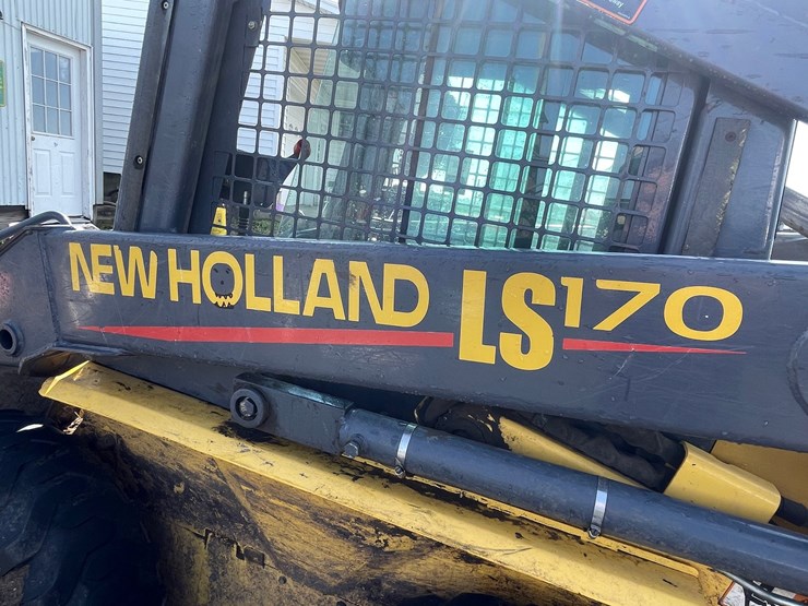 new-holland-ls170-image-9