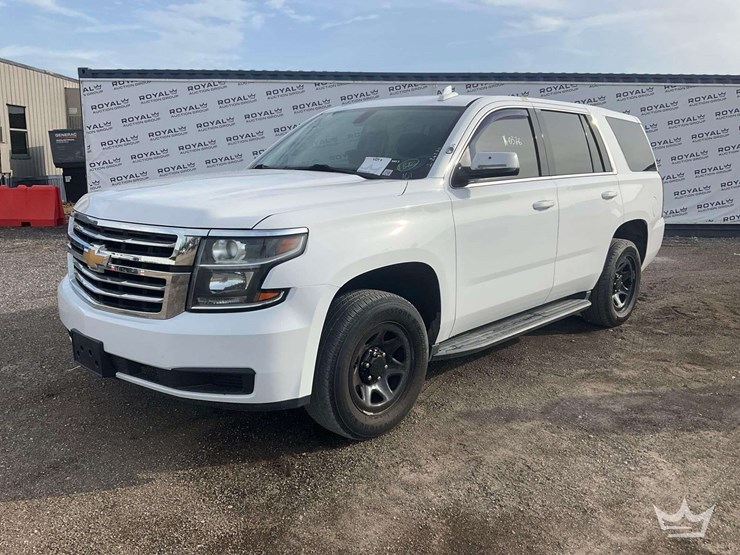 2020-chevrolet-tahoe-image-1