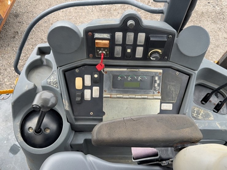 deere-310j-image-15