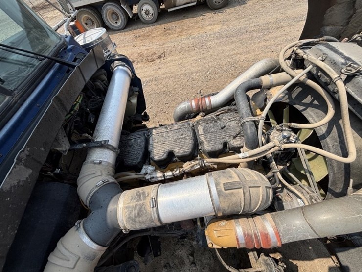 kenworth-t/a-truck-tractor-image-22