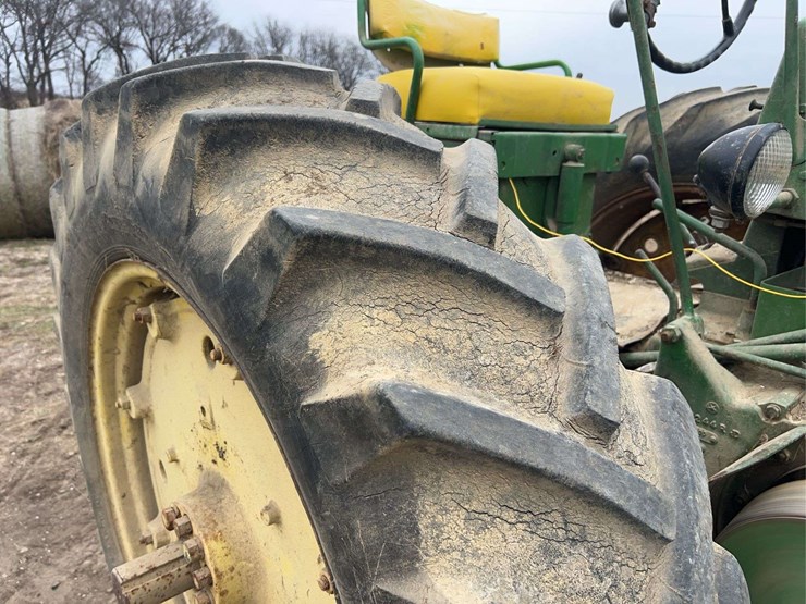 john-deere-70-image-29