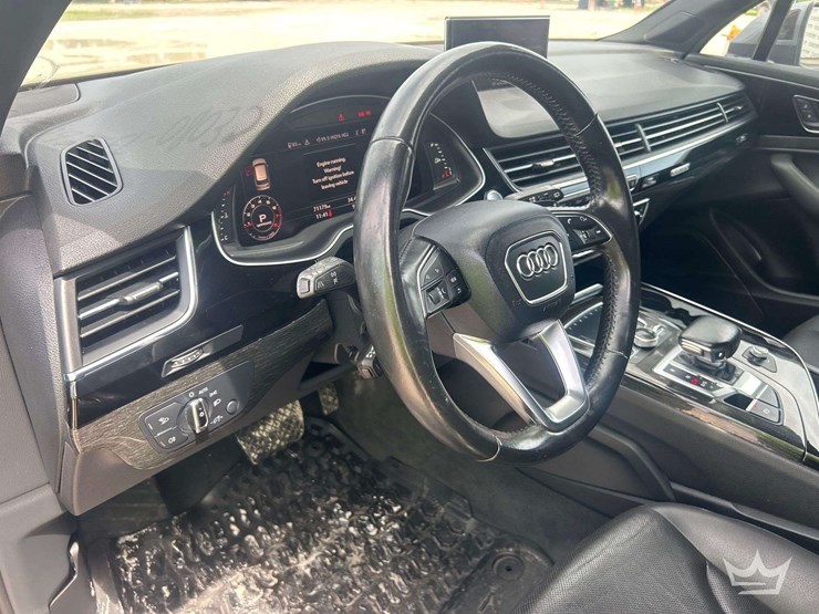 2017-audi-q7-image-12