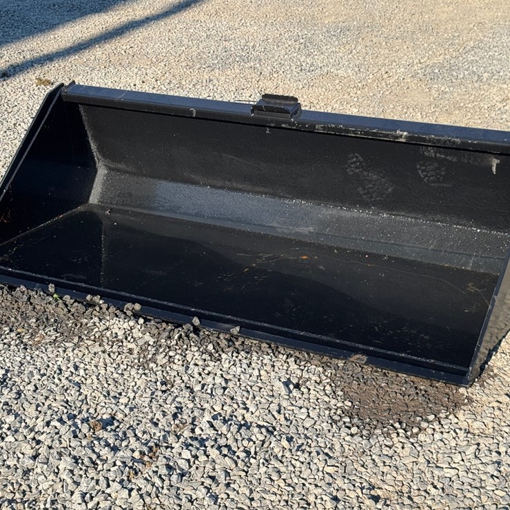 #4044 • 78 Inch Smooth Bucket