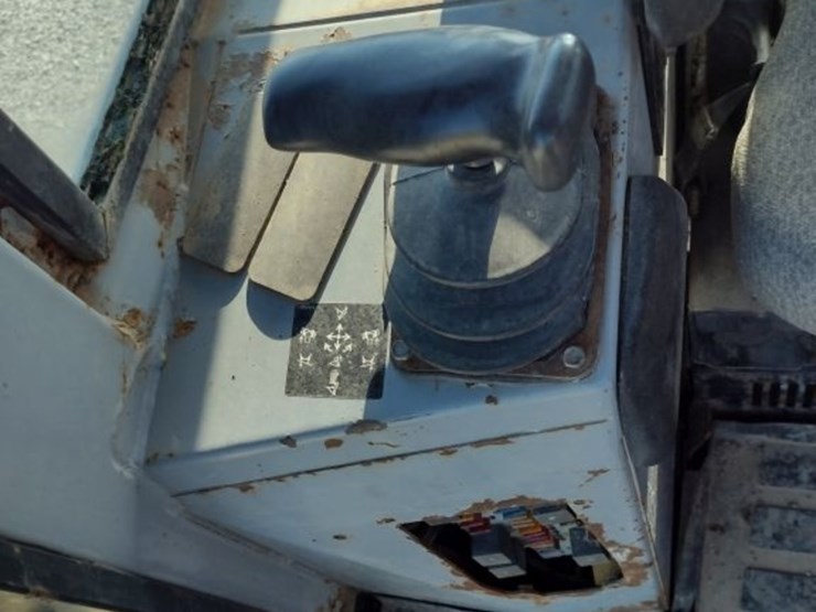 deere-700h-lgp-image-9