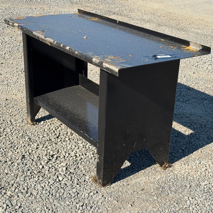 #4030 • 5ft Steel Work Bench