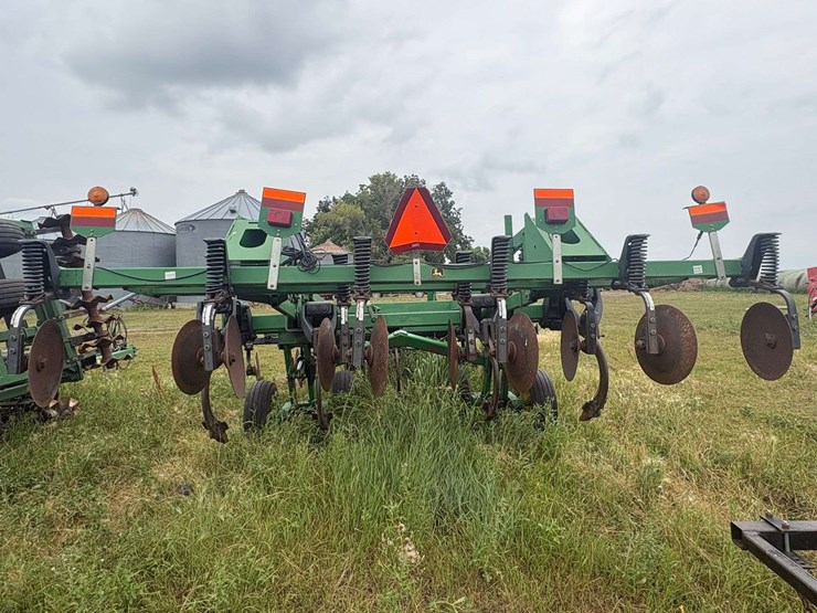 john-deere-2700-image-14
