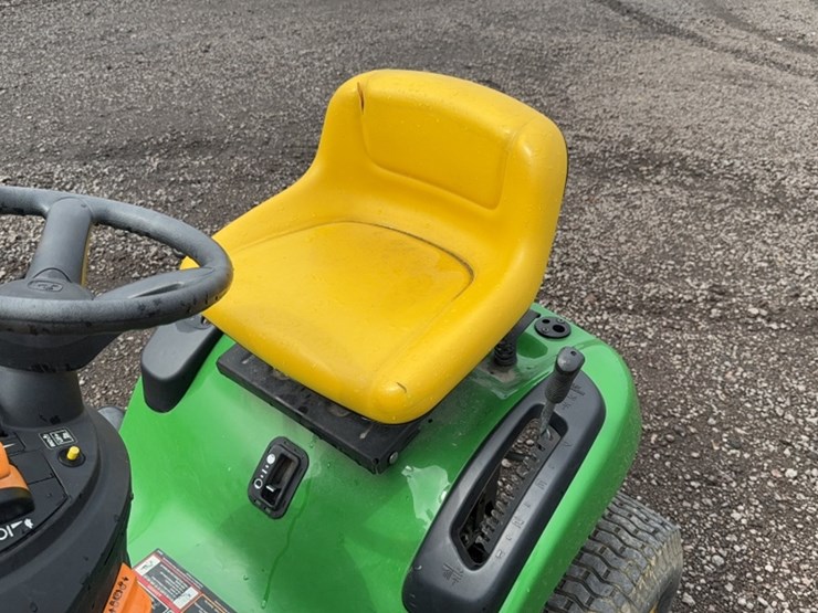 john-deere-d105-image-8