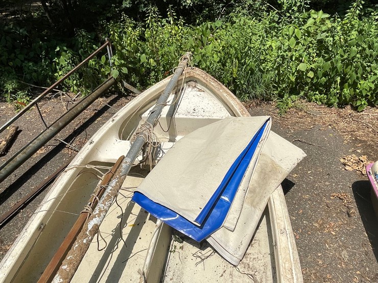 #7011-•-day-sailboat-image-5