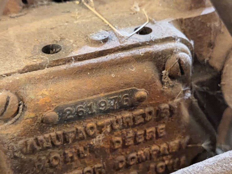 john-deere-112-image-10