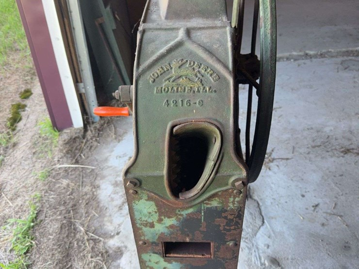 john-deere-one-hole-corn-sheller-image-3