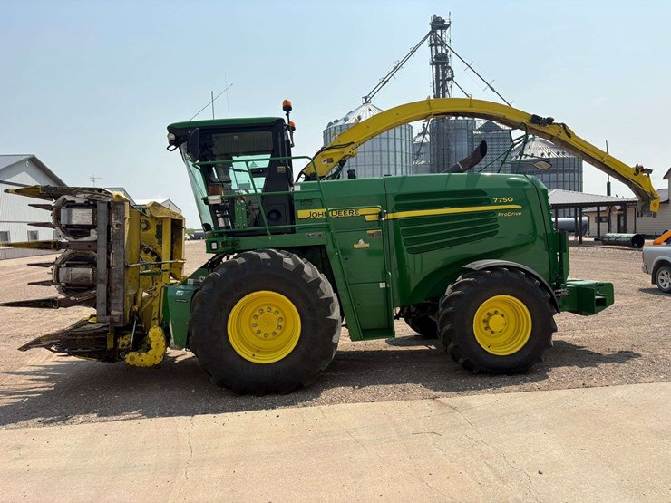 2012-john-deere-7750-image-4