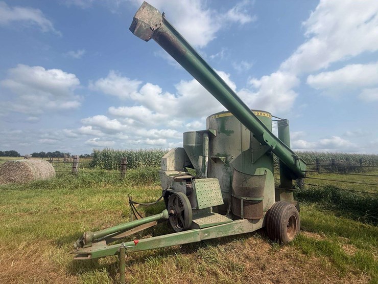 john-deere-700-image-10