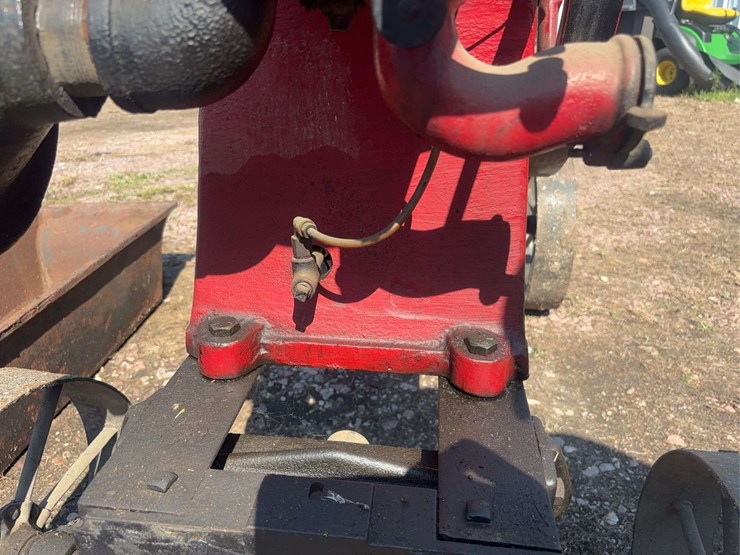 economy-7-horse-hit-and-miss-engine,-cart,-and-original-base-image-32