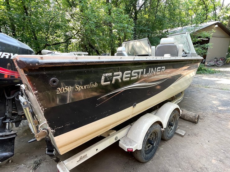 #7002-•-2004-crestliner-2050-sportfish-boat-&-trailer-(mn-title-in-delay)-image-42