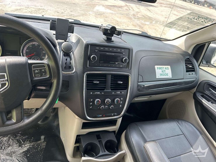 dodge-caravan-image-14
