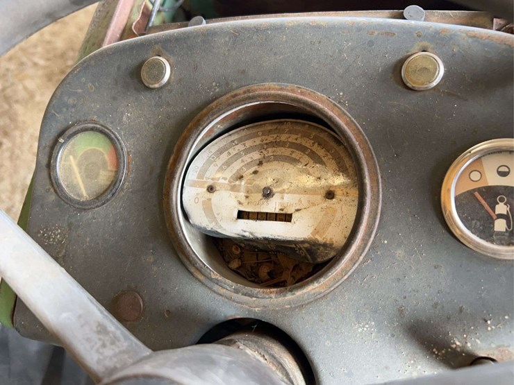 2020-john-deere-2020-image-34